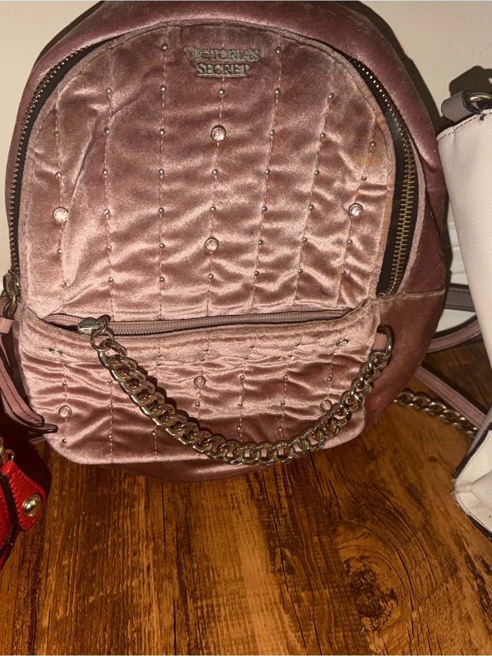 4 designer Purse/Handbag Bundle:Michael Kors, Victoria secret,Nine West - Picture 10 of 15